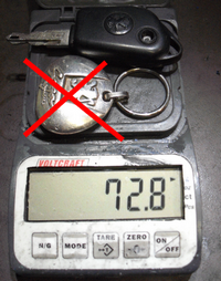 NE PAS METTRE DE PORTE CLE INUTILE NE PAS METTRE DE PORTE CLE INUTILE